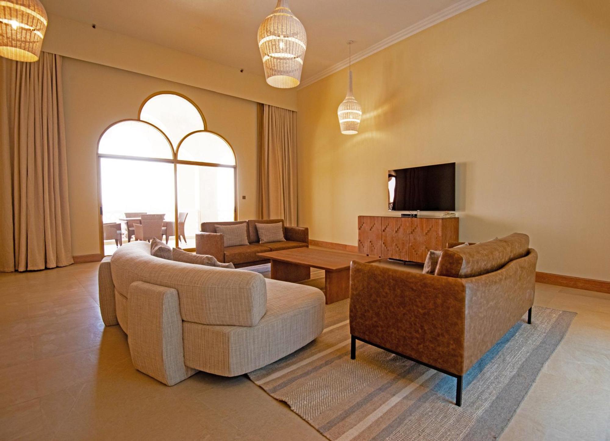 Liwa Hotel Mezairaa Exterior photo