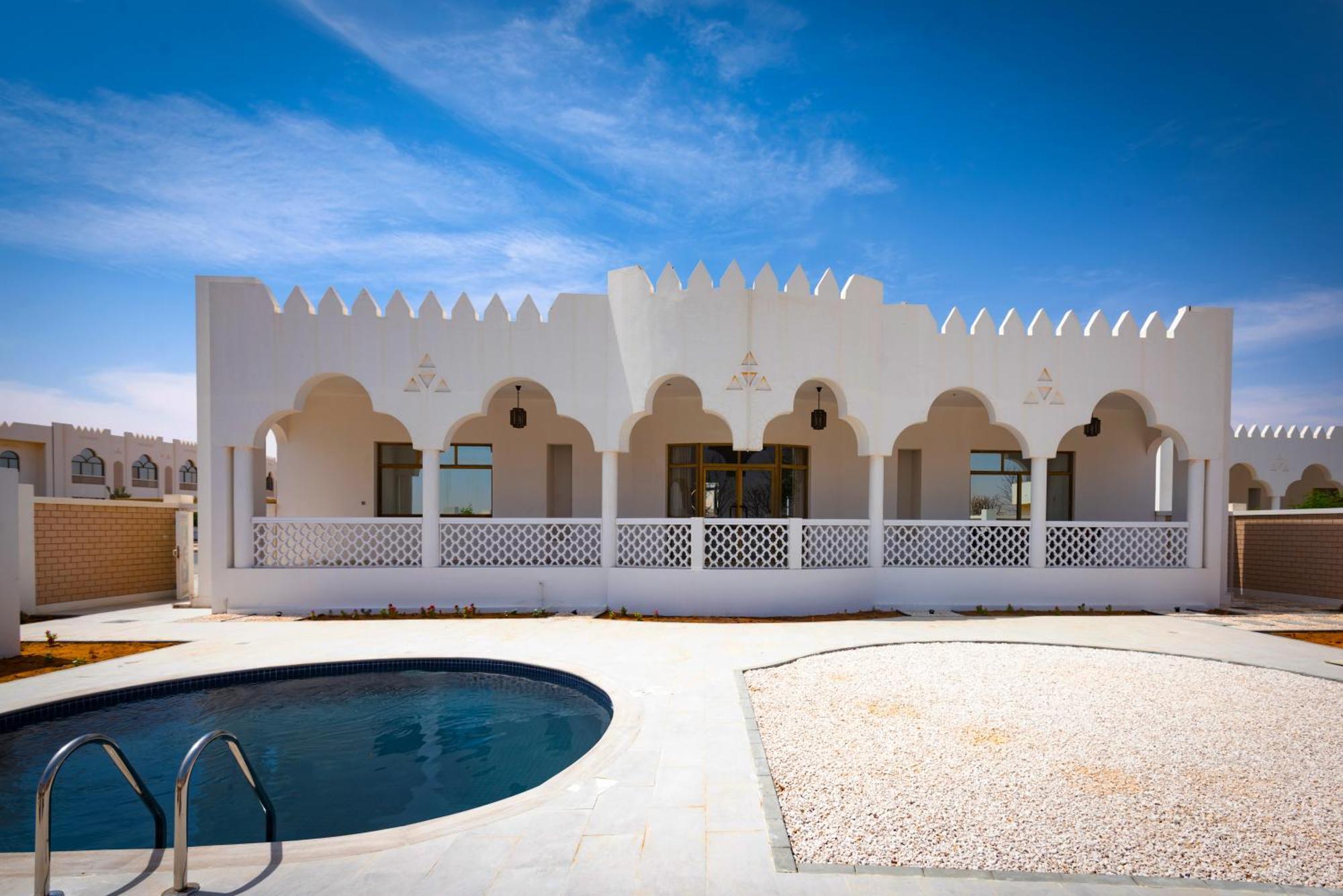 Liwa Hotel Mezairaa Exterior photo